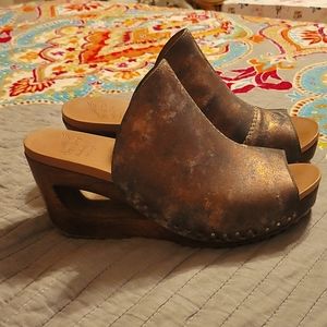 RARE Dansko Sage Mule size 41 (11)